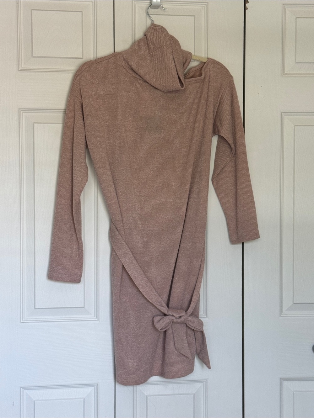 Women's Dusty Rose Mini Dress with Tie Waist